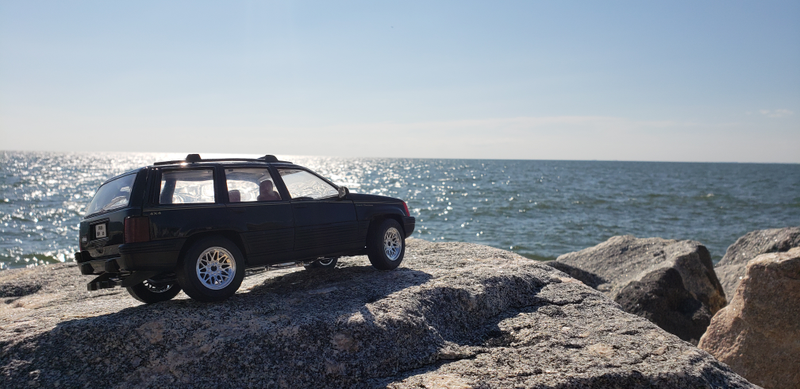 Illustration for article titled Jeep Grand CherokeeĀ